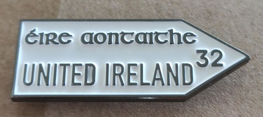 United Ireland Road Sign Badge